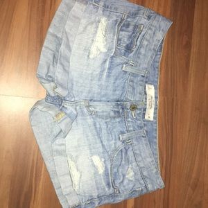 Abercrombie & Fitch jean shorts size 2 w 26